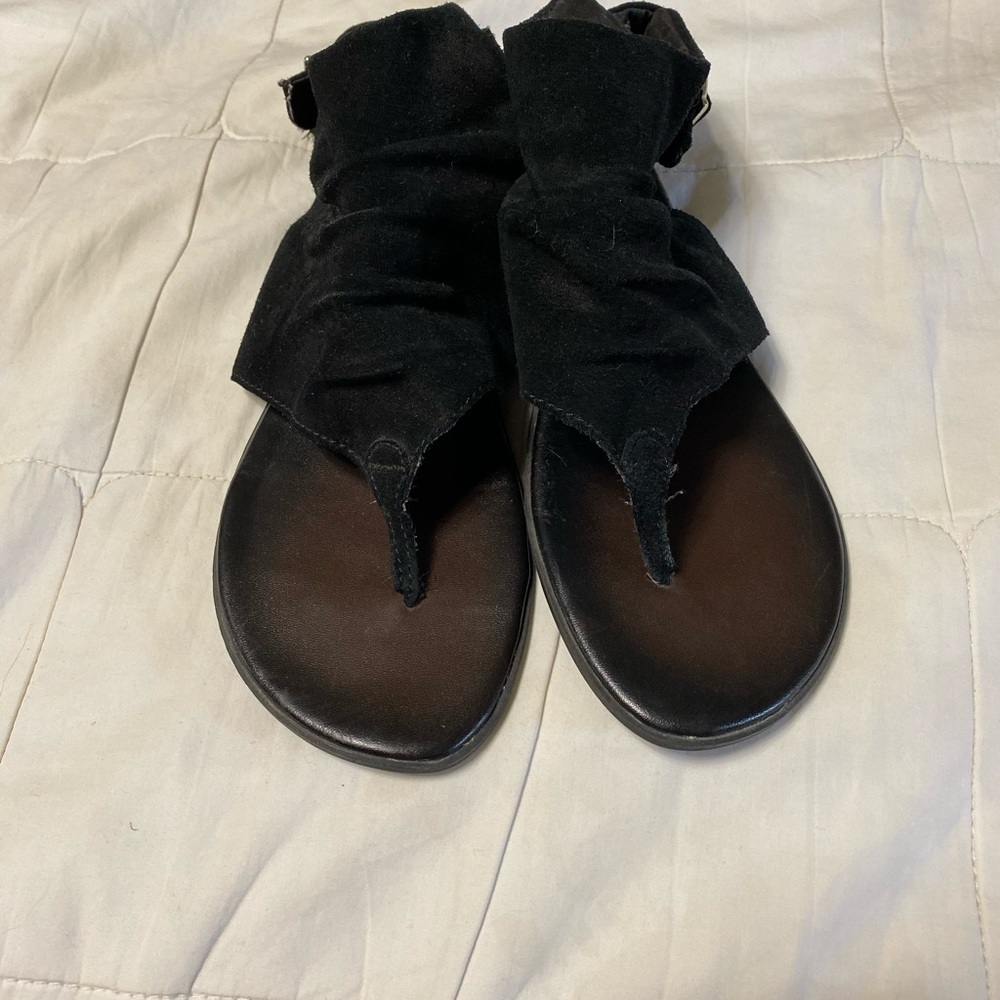 MIA sandals